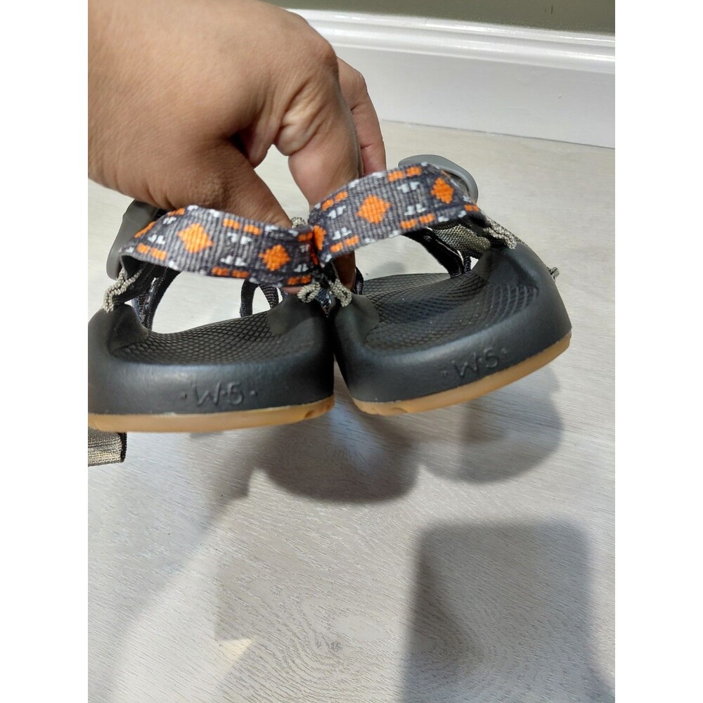 Chaco ZX2 Creed Gray Print Strap Floral Sandals Sz 5 Great - Picture 4 of 10